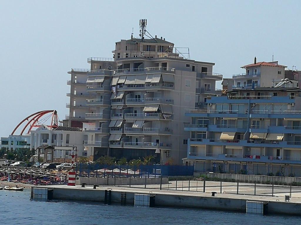 Seaside Apartment Саранда Экстерьер фото